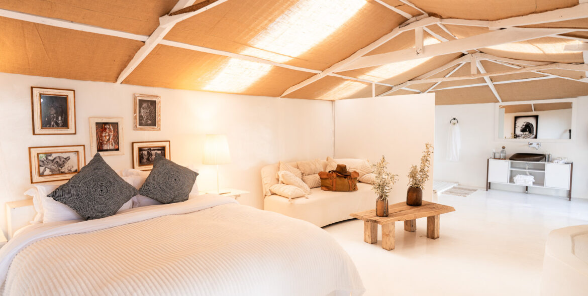 Enkaji Room 2 Manzili Mara