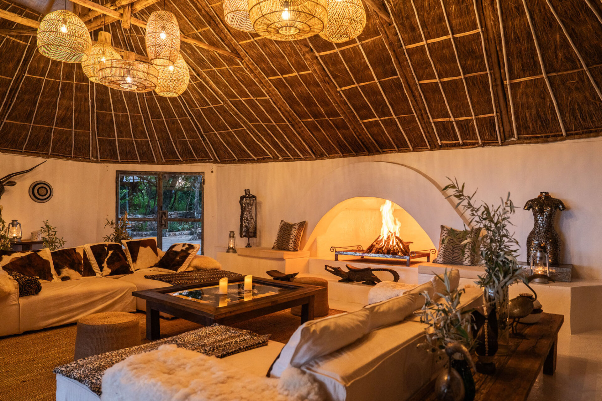 Lounge - THE MANZILI COLLECTION